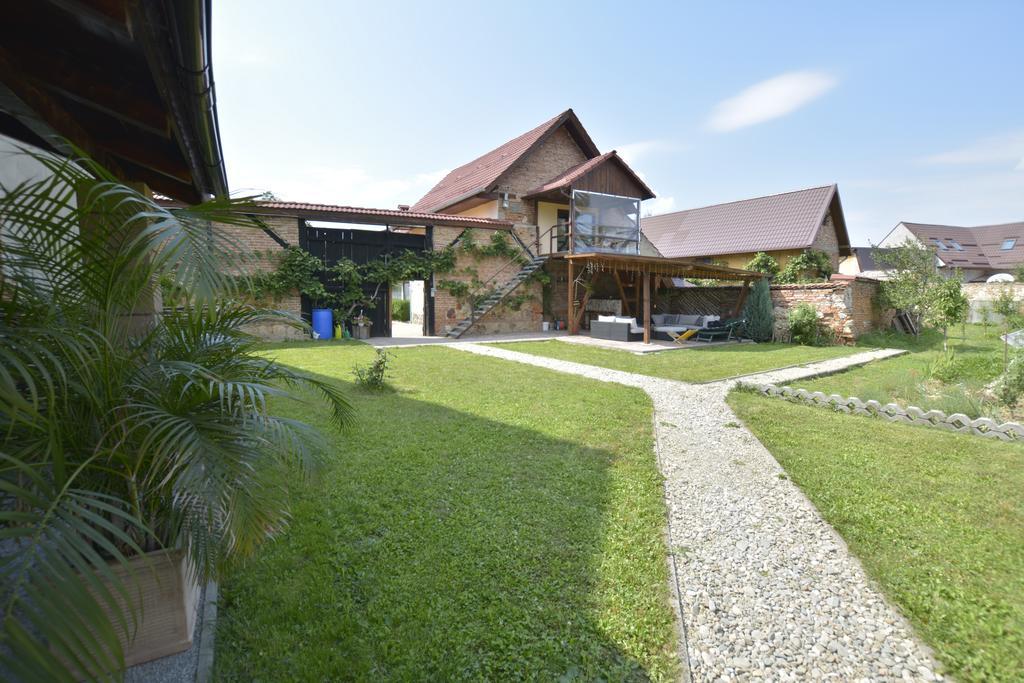 Neustadt Villa Cristian  Exteriör bild